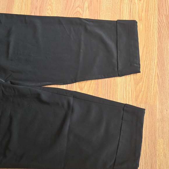 Elizabeth and James Black Pleated Pants Size 12 - Picture 4 of 10